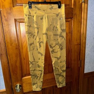 Gymshark Seamless Yellow Camo Leggings Size XL